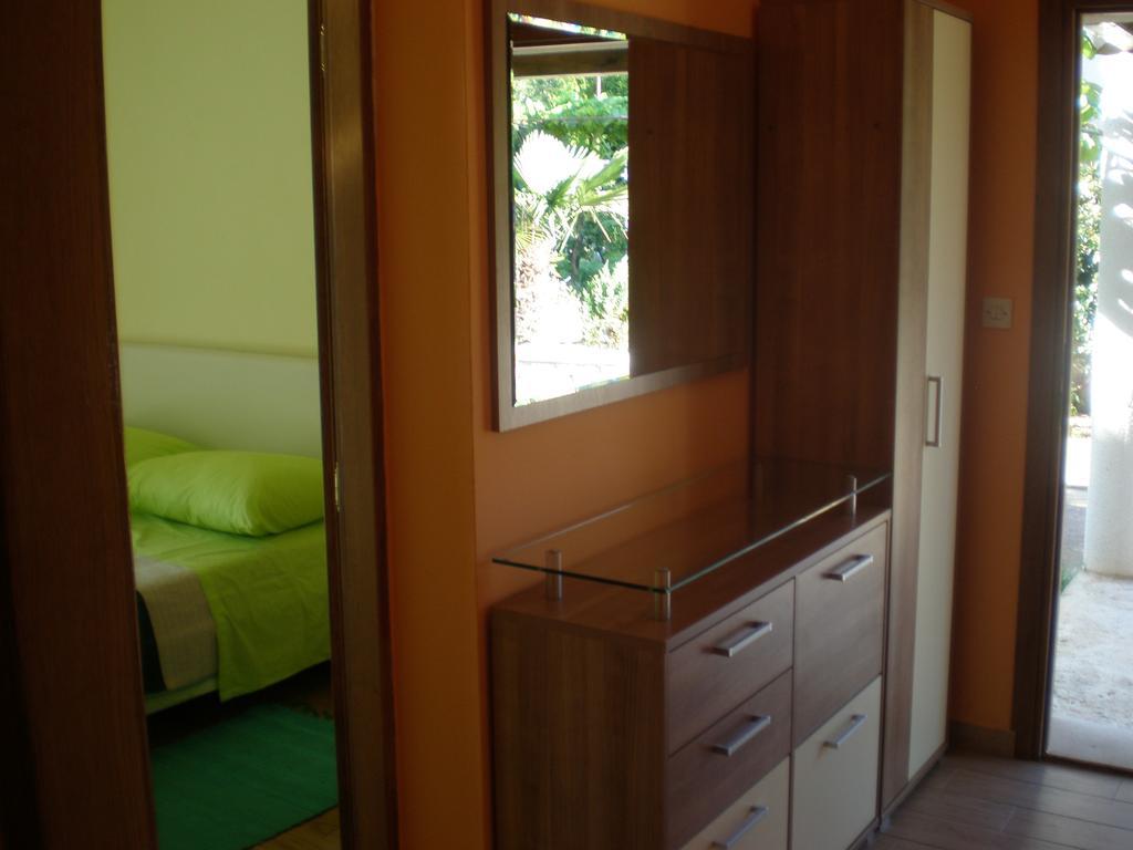 Apartment Ms Pula Buitenkant foto